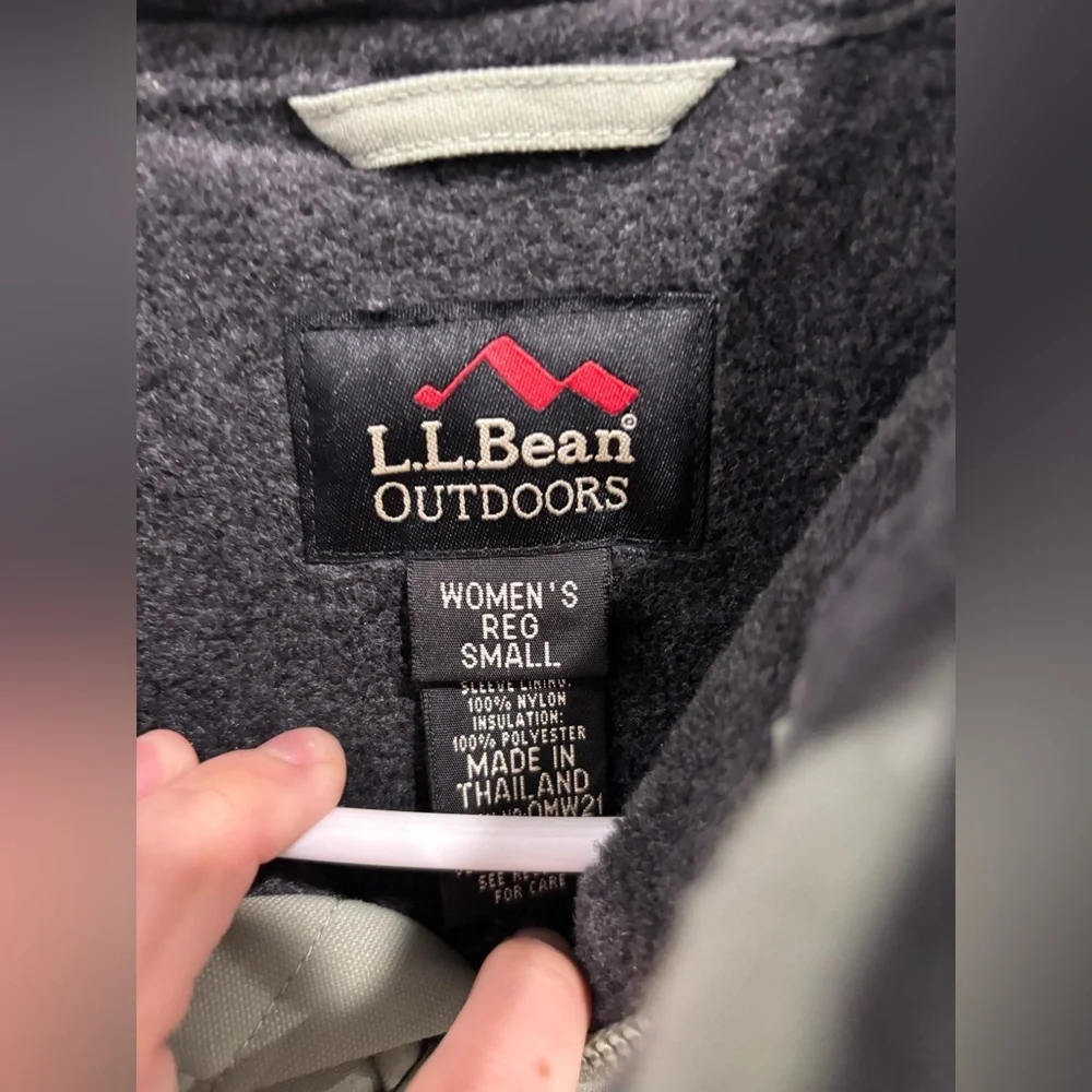 L.L. Bean Canvas Light Sage Green fleece lined women’s small cropped - Picture 11 of 14